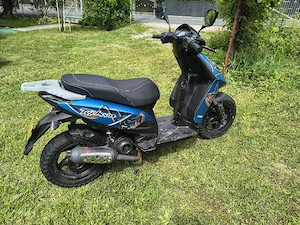 Vând Scuter Typhoon 50cm3 