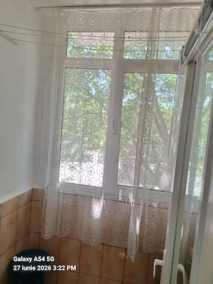 Vind apartament 2 camere decomandat,hol tip camera,arcada etj.1 - imagine 13