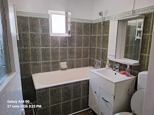 Vind apartament 2 camere decomandat,hol tip camera,arcada etj.1 - imagine 11