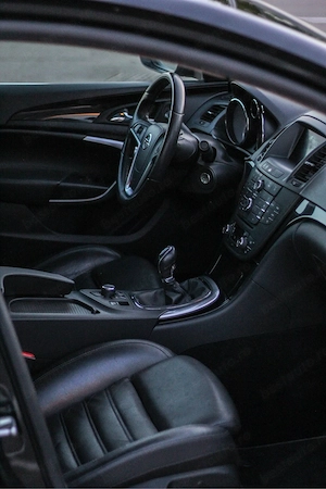 Opel Insignia 2.0 CDTI 2011 bixenon adaptiv - interior piele perforata - imagine 8