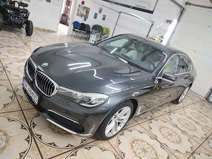 BMW Seria7 - imagine 2