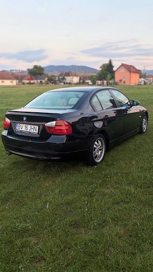 BMW e90 din 2007 de 2L Disel 163 cp  - imagine 3