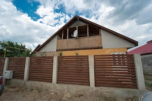 Casa de vanzare
