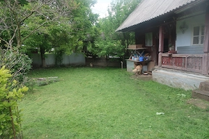 Vand casa cu gradina Valea Arinilor jud. Bacau - imagine 2