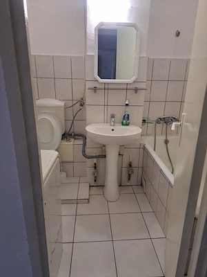 Apartament cu 2 camere, et intermediar, zona Lipovei - imagine 7