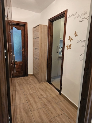  PROPRIETAR   Închiriez apartament 2 camere, zonă excelentă (Str. Dositej Obradovici   Martirilor-