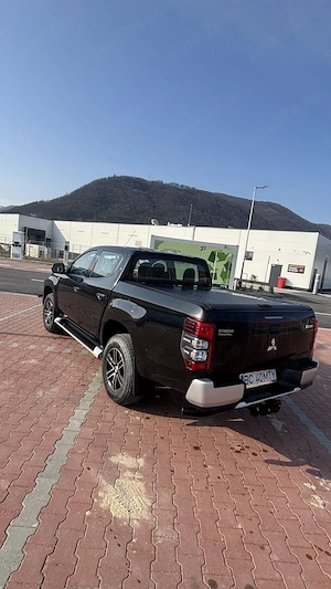 Mitsubishi L200, motor 2,3 diesel din 2021, cu doar 58 mii km  - imagine 7