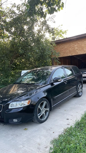 Volvo v50,1,6,disel2012. - imagine 3