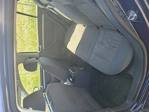 Vânzări auto