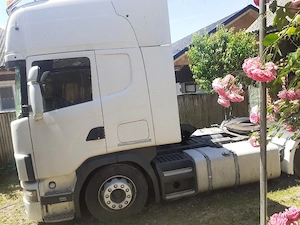 Proprietar vind  Scania an 2004 Eur 3 