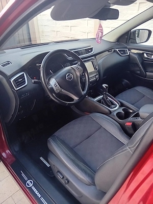 Nissan Qashqai 1,5 diesel Tekna manuală 6+1  - imagine 2