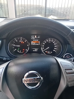 Nissan Qashqai 1,5 diesel Tekna manuală 