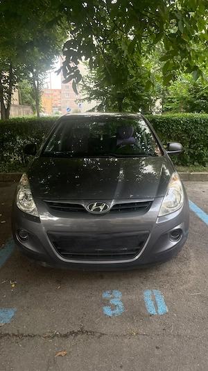Vând autoturism Hyundai i20 