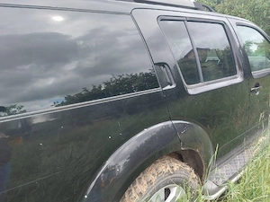 Se vinde Nissan pathfinder 2006 - imagine 2