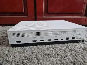 Xbox one s digital edition aproape nou
