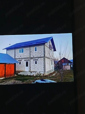 Vând casa intravilan 