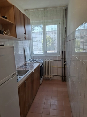 Propietar vand apartament 2 camere - imagine 3
