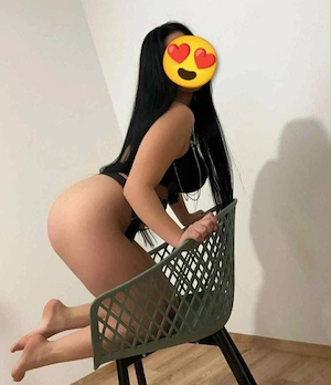 Ma numesc Melissa