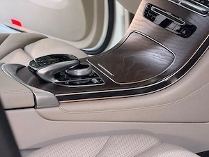 Mercedes-Benz GLC 250d Coupe 4Matic AMG - FULL OPTION - imagine 7
