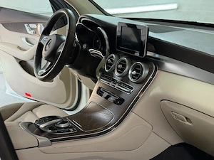 Mercedes-Benz GLC 250d Coupe 4Matic AMG - FULL OPTION - imagine 4