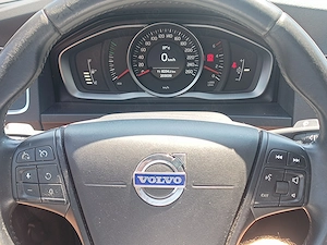 Vând Volvo S60 D2 1.6 diesel an 2015 - imagine 9