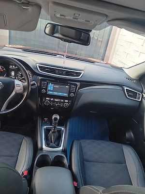 Nissan Qashqai 1,5 diesel Tekna manuală 6+1  - imagine 8