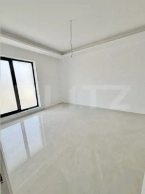 Apartament STUDIO 41 mp utili + 9,81 mp Terasa, ZONA ESSO GIROC - imagine 3