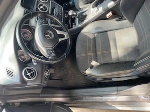 Mercedes benz cla 200