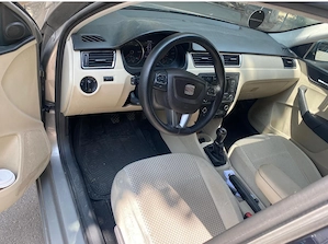 Seat Toledo 1.6 105 cp - imagine 4