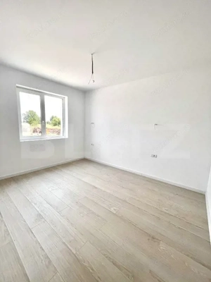 Apartament cu 2 camere, Etaj 1, Balcon, 1 loc parcare, TVA INCLUS, Giroc - imagine 2