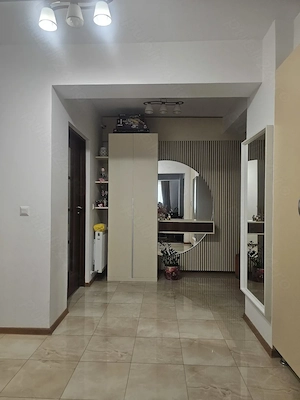 Inchiriez apartament 2 camere 
