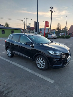 Vand Renault Kadjar 1.3 tce 140 cp cv EDC - imagine 2