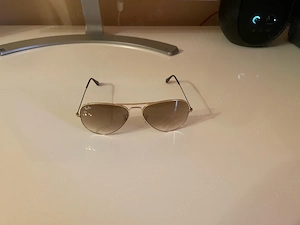 ray ban  noi cu toc 