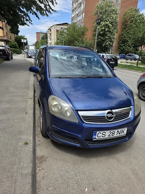 Citește anunțul Opel Zafira b