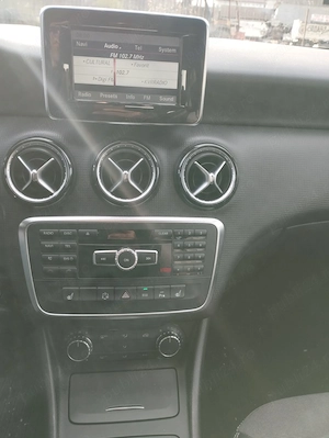 Mercedes Benz A180 - imagine 5