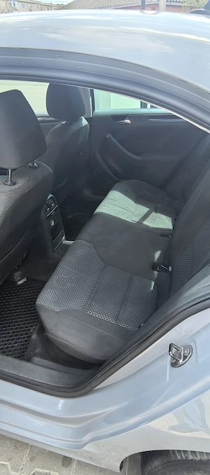 Jetta 1.2 TSI 2011 - imagine 8