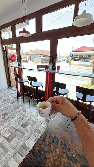 Angajem Barista  Cafenea Craiova  - imagine 2
