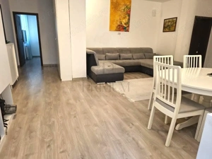 GIROC | PENTHOUSE 4 CAM | DECOMANDAT | 2 BAI | 2 BALCOANE | PARCARE | POD - imagine 10