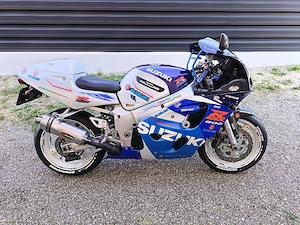 SUZUKI gsxr 600 ! ca NOU - imagine 5