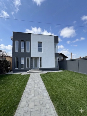 Casa constanta P+1 200 mp si teren 470 valul lui traian casa se preda la cehie partial mobilata 
