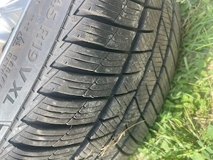 Vând set 4 jante + anvelope iarnă Polaris 5 225/45 R19 96V XL KBA 49830 ET38 - imagine 6