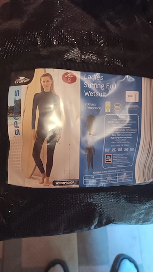 vand costum femei surf