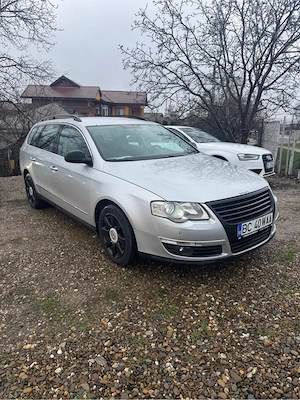 Volkswagen Passat 1.9 TDI an 2009  - imagine 4