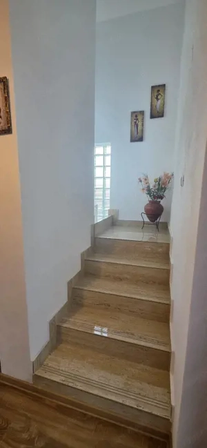 Casa de vanzare, 368 mp, zona Malu Mare - Selgros - imagine 12