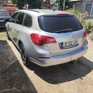 Opel Astra j 2015 - imagine 3