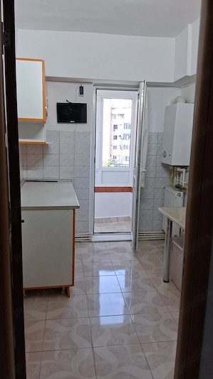 Proprietar - închiriez garsonieră centru - imagine 3