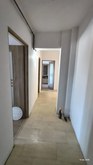 Apartament 4 camere - imagine 3