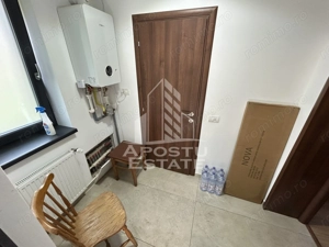 Casa pretabila birouri, 3 camere, Zona Cetatii Balta Verde - imagine 7