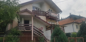 Casă de vânzare (VILĂ) 