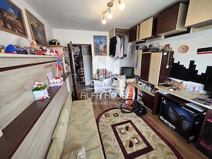 Vand Ap.3 camere Decomandat Zona Comisariat!  - imagine 4